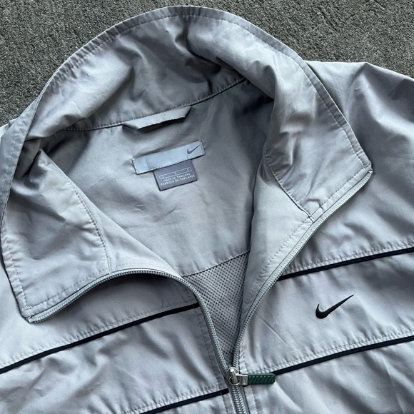 Nike Jacket - Picture 4 of 7